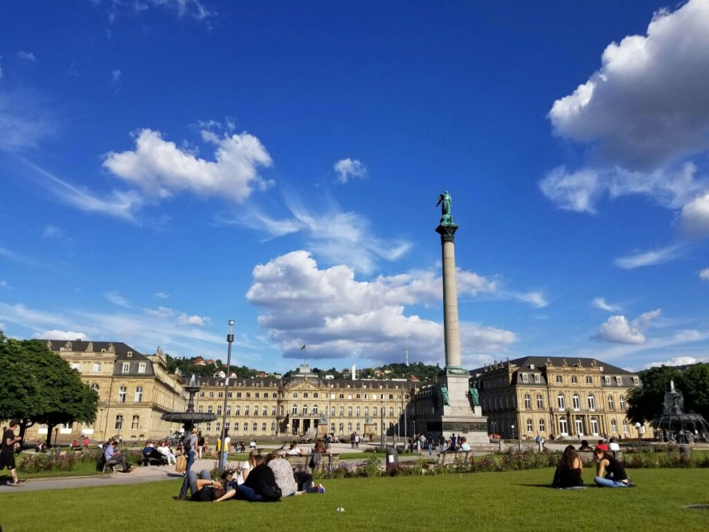 best things to do stuttgart schlossplatz