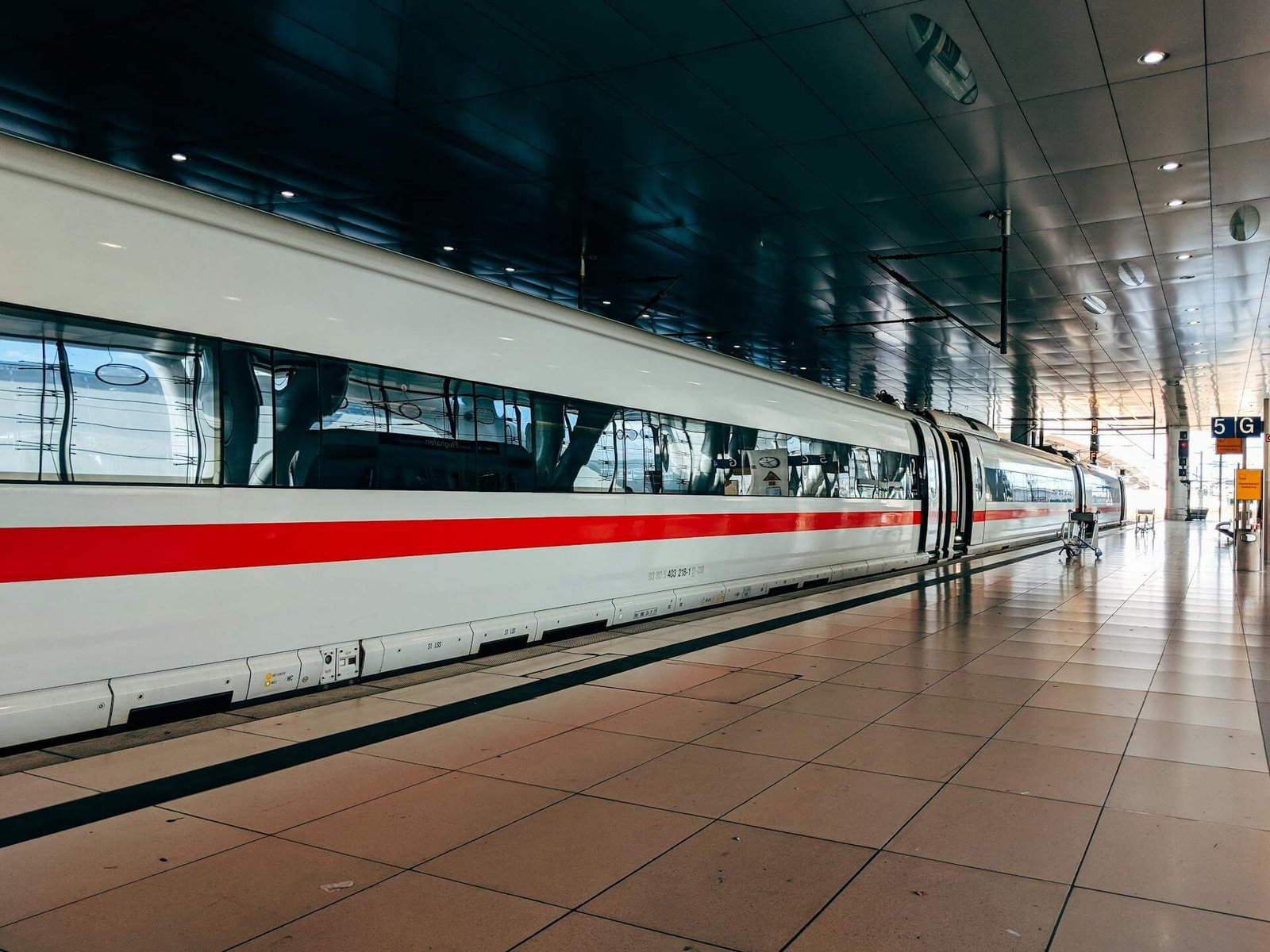 Ice Traini Your Guide to ICE Train Travel in Germany: Budget Tips and Smart Travel ...