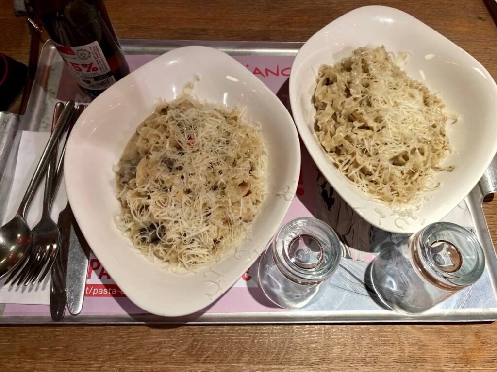 Savory pasta from Vapiano Vienna