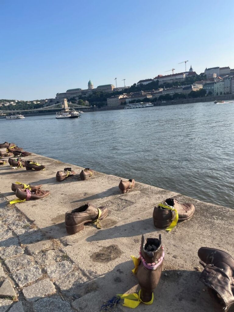 budapest_danube_solo_travel_destination